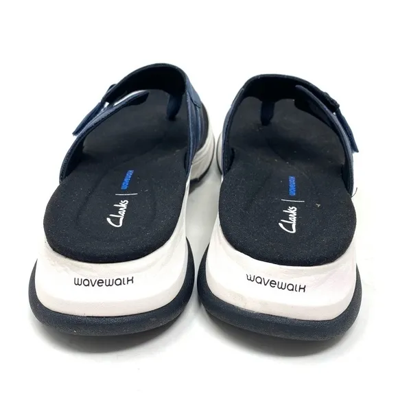Clarks Wave 2.0 Sea Navy sandals
