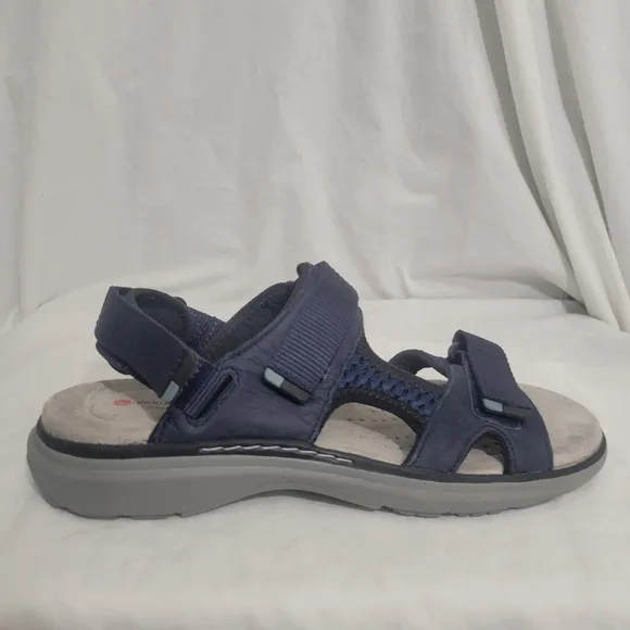 Clarks Women's Un Roam Step Leather Adjustable Sport Sandals Navy Size 10 NWOT