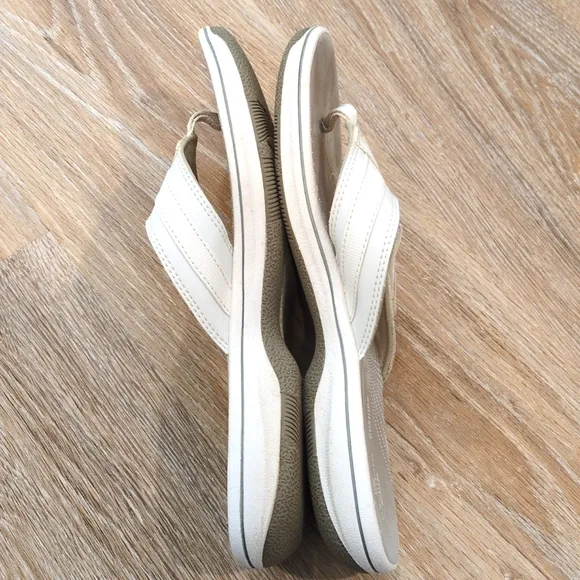 Cloudsteppers by Clarks sandals women's size 5.5 Pair to go!