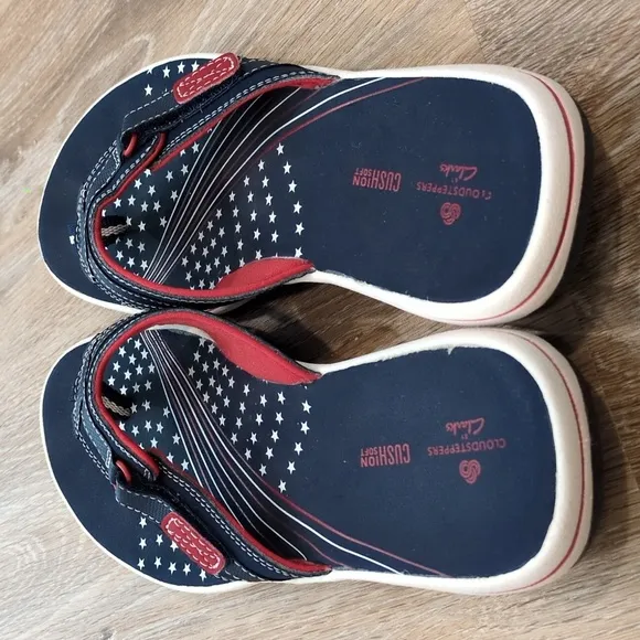 Cloudsteppers by Clarks sandals women's size 5.5 Pair to go!