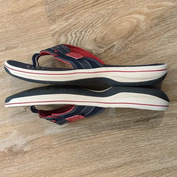 Cloudsteppers by Clarks sandals women's size 5.5 Pair to go!