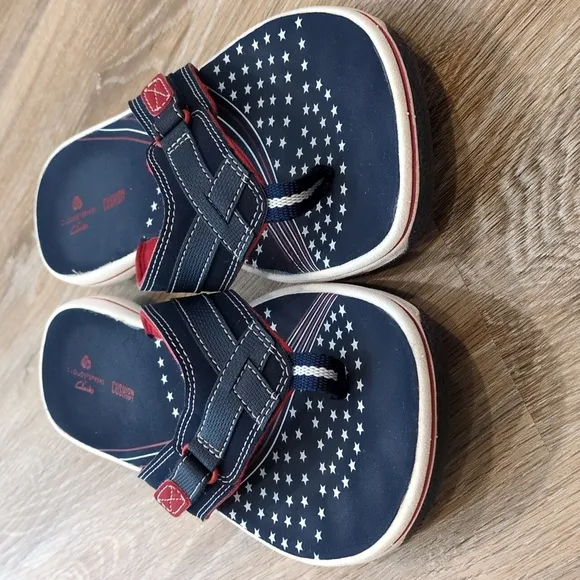 Cloudsteppers by Clarks sandals women's size 5.5 Pair to go!