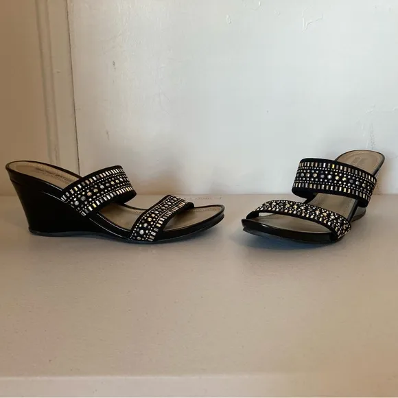 Coach and Four Vander Slip On Black Patent Faux Leather Wedges Metal Studs