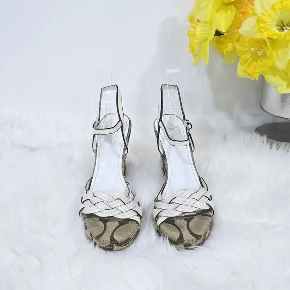 Coach Dottie PlatformSandals Cream LeatherWedge Shoe Women's Size 9 B