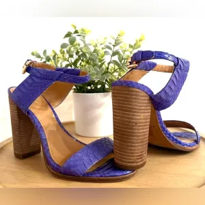COACH ~ Purple 4-Inch Sandals with Wood Grain Heels and Croc Embossed size 8