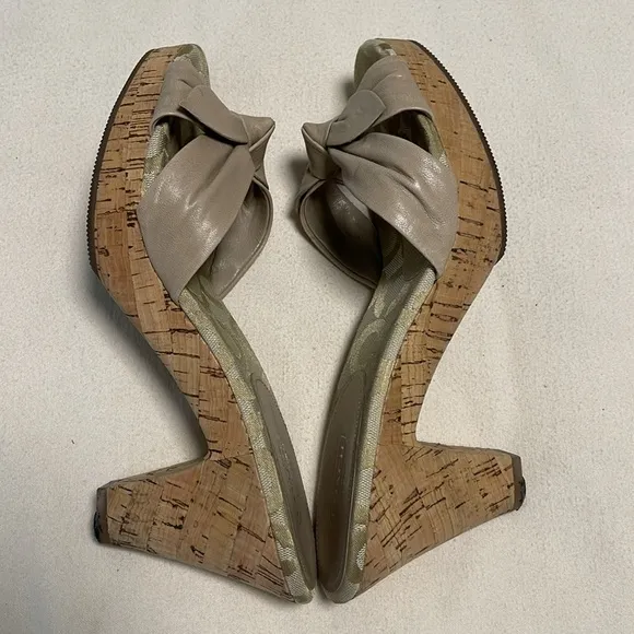 Coach Women's Karen Tan Leather Bow Platform Cork Slide Heels (size 9.5)