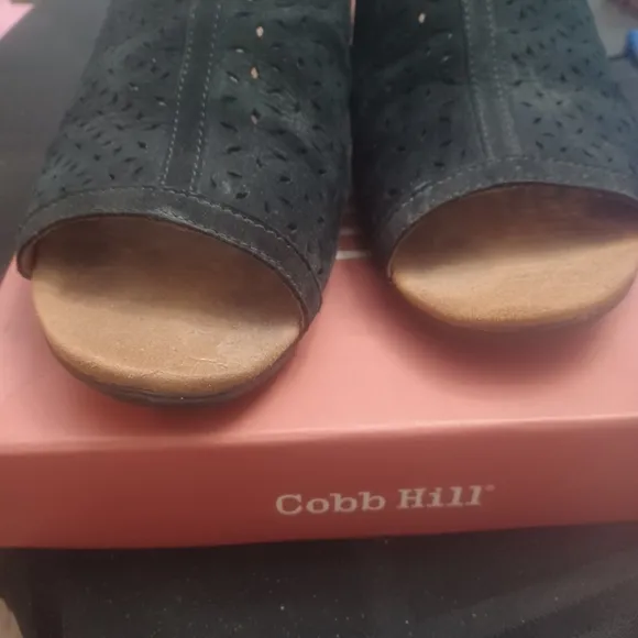 Cobb Hill Women's Laurel Open Boot Heeled Sandals Women's size 11