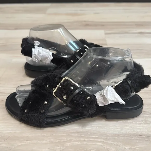 Coconuts by Matisse Ray Furry Sandals