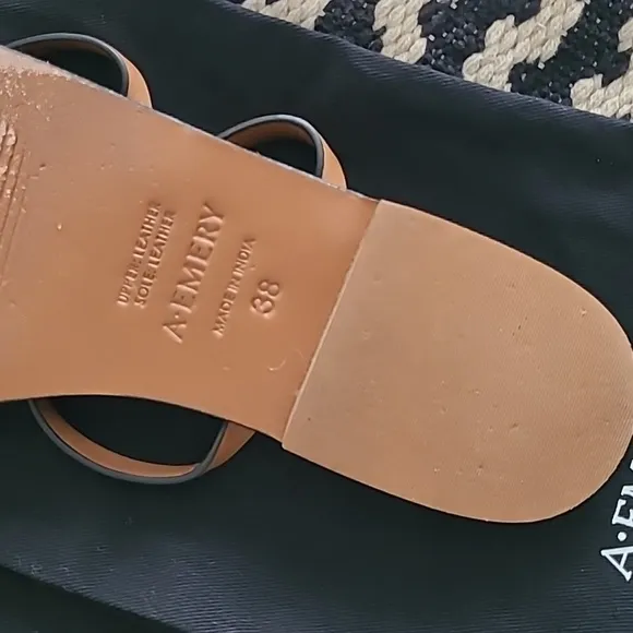 Colby Sandal In Deep Tan
