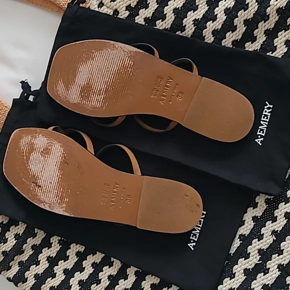 Colby Sandal In Deep Tan