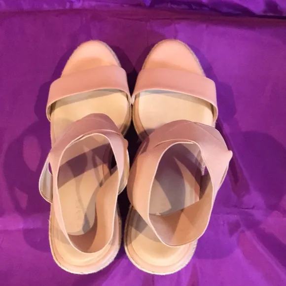 Cole Haan Cloudfeel Nude rose espadrille wedge sandals prom homecoming wedding
