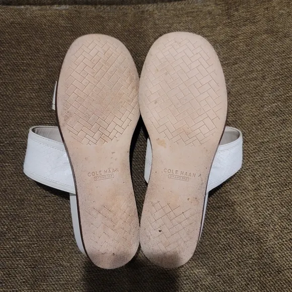 Cole Haan Ivory Snake Print Wesley Demi Wedge Sandals Size 5.5