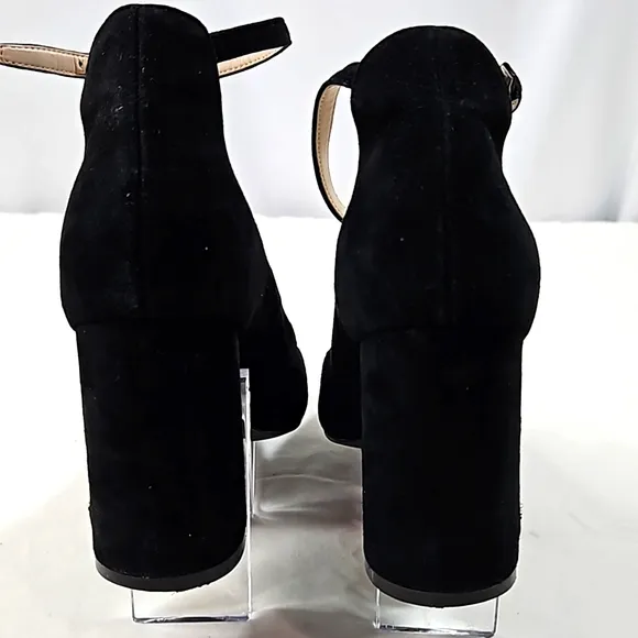Cole Haan Womens Black Suede Heels Sz 6