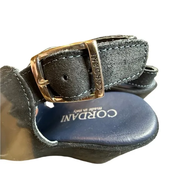 Cordani Devon Black Suede Wedge Sandals Sz 8 (EU 38) – gently used.