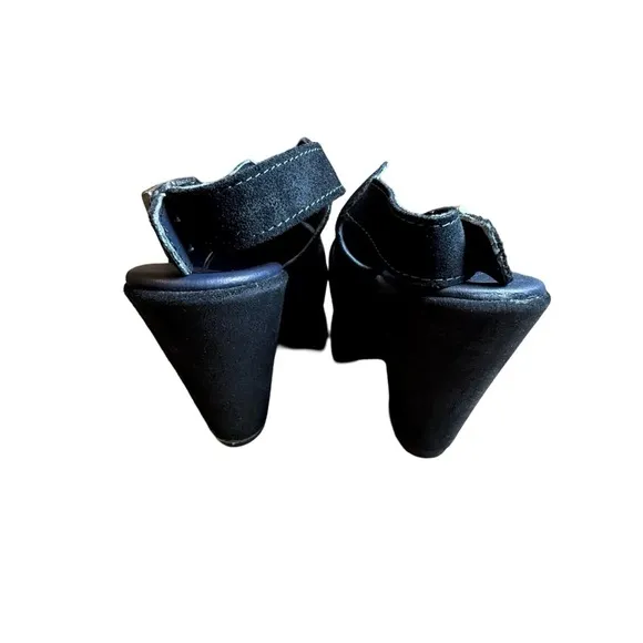 Cordani Devon Black Suede Wedge Sandals Sz 8 (EU 38) – gently used.
