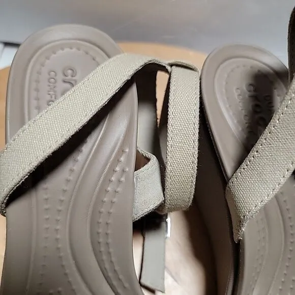 CROCS Leigh II Women's 9 Beige Wedge Cross Straps Ankle Dressy Sandals tan Beige
