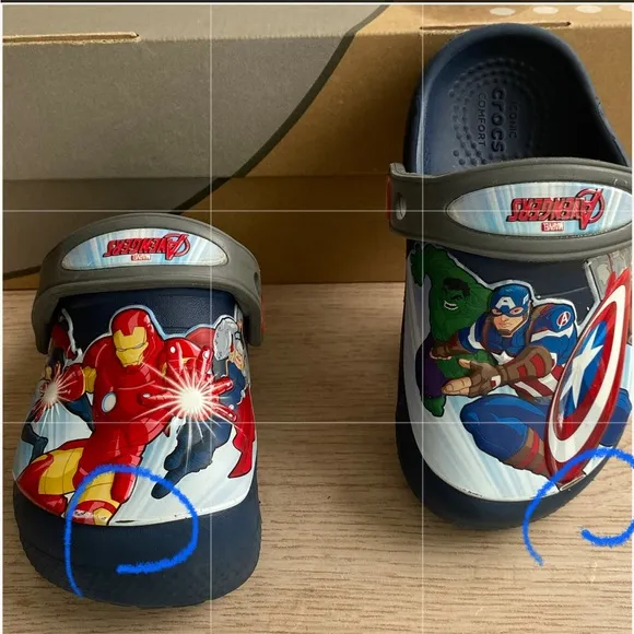 Crocs Marvel Avengers Toddler Slip On Sandals- SZ 7 C