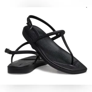 Crocs thong flip sandals size 9