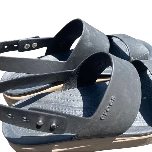 CROCS wedge Black and Tan Sandals with Slingback Design size 7