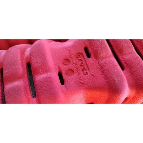 Crocs Big Kids Echo Clog Size J2 Lightweight Slip On Sandals Pink