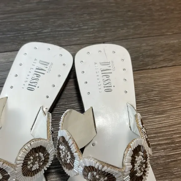 D Alessio all leather sandals woman’s size 9 (f54)
