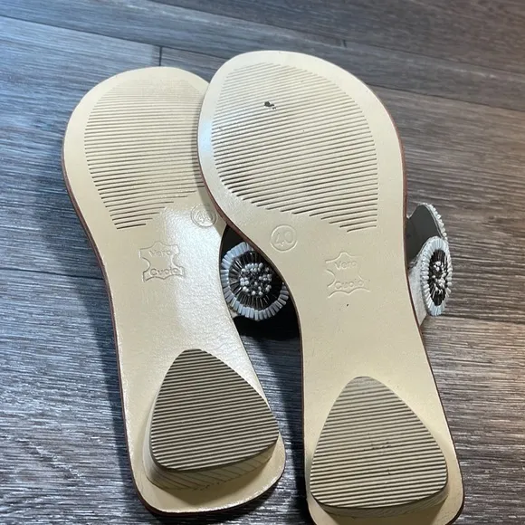 D Alessio all leather sandals woman’s size 9 (f54)