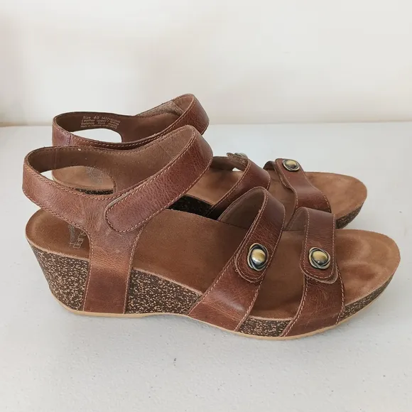 Danako Cognac Leather Savannah Cork Wedge Comfort Sandals Womens 40 US 8.5