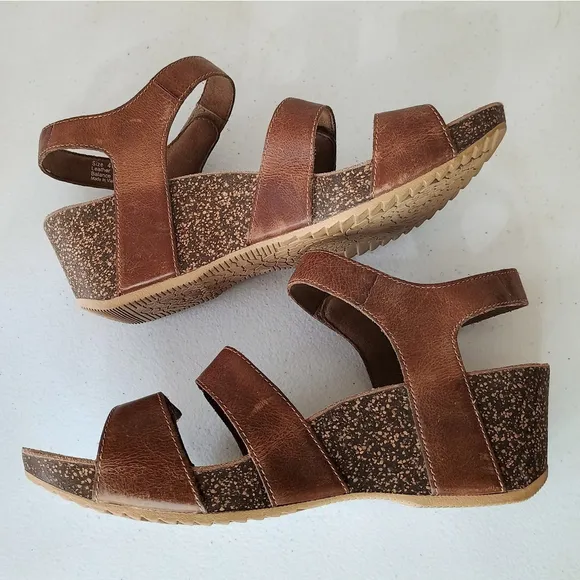 Danako Cognac Leather Savannah Cork Wedge Comfort Sandals Womens 40 US 8.5