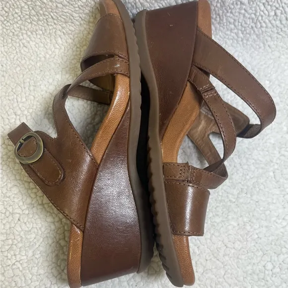 Dansko Ana Glazed Brown Leather Wedge Sandals Classy Chic Comfort ShoeSize 7.5