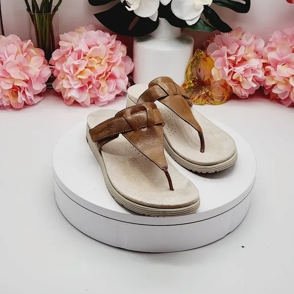 Dansko CeCe Yellow Burnished Calf Leather Upper Sandals Size 8.5 - 9