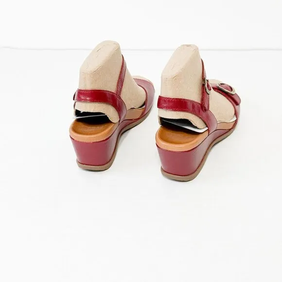 DANSKO NWB Sz 39 Red  Leather Arielle Glazed Kid Comfort Sandals