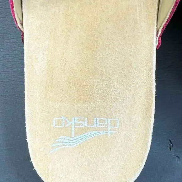 DANSKO RAVYN FUCHSIA MILLED NUBUCK slip on sandals women size 8.5 (39)