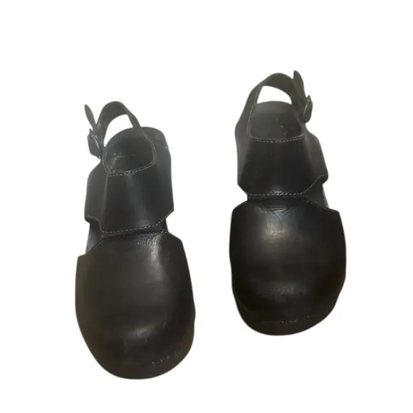 DANSKO RILEY Clogs Slingback Heels SZ 7 Black Leather Comfort Professional EUC