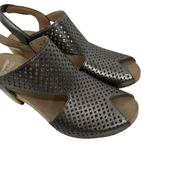 Dansko Womens Perforated Leather Slingback Heeled Sandals Metallic Gray SZ 37 EU