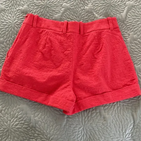 Diane von Furstenberg Woven Coral Shorts Size 4