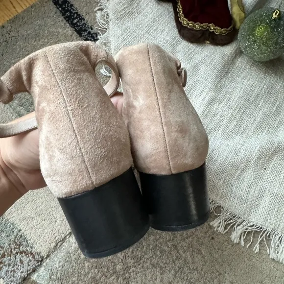 Diane VonFrustenberg women’s sandals, size 7.5