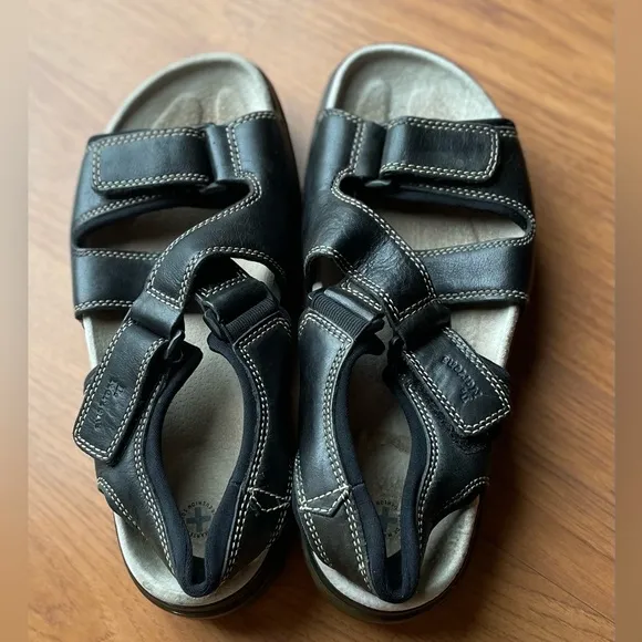 “DOC MARTENS” MENS FISHERMAN’S SANDALS SIZE 10
