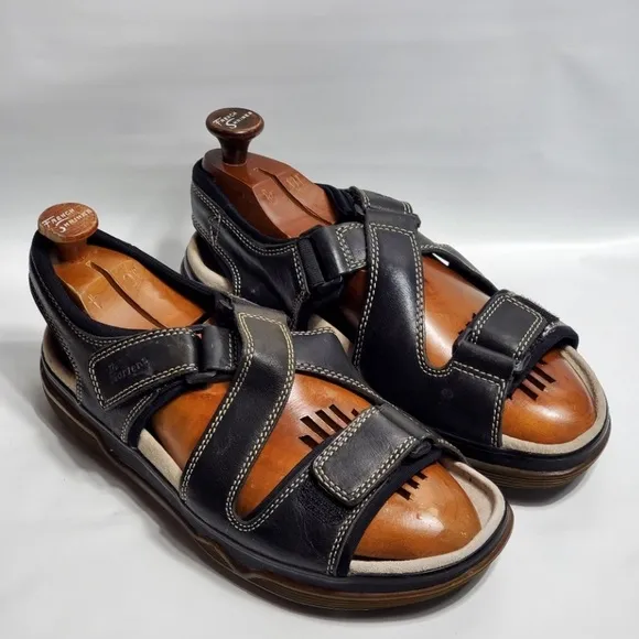“DOC MARTENS” MENS FISHERMAN’S SANDALS SIZE 10