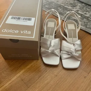 Dolce Vita Ivory Satin with Bow Detail-Never worn!