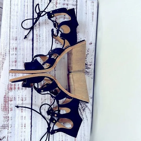 Dolce Vita Lyndon Lace Up Suede Block Heel Sandals size 9.5