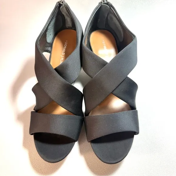 Donald J Pliner Aurora-D Black Crepe Elastic Wedge Sandals 8M