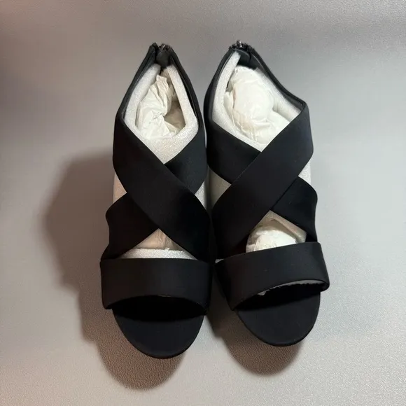 Donald J Pliner Aurora-D Black Crepe Elastic Wedge Sandals 8M