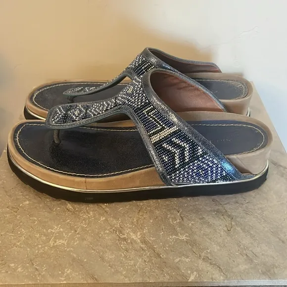 Donald J. Pliner Blue/Blue Aztec Beading/BrushedMetallic Sandals in size 8M