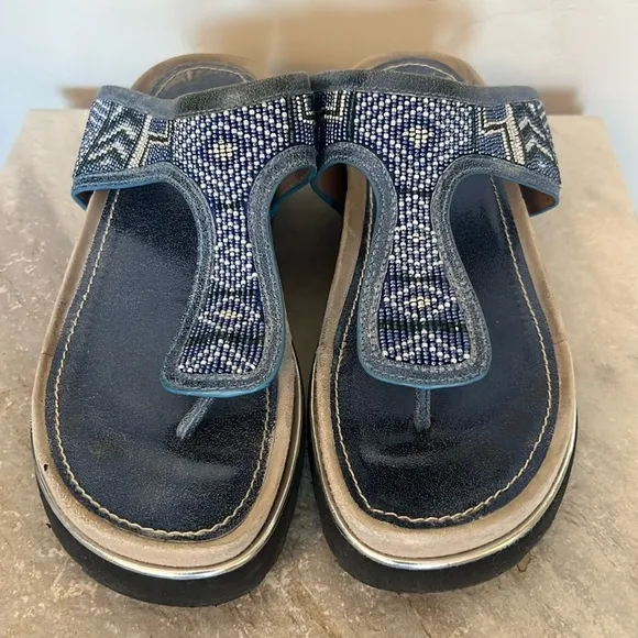 Donald J. Pliner Blue/Blue Aztec Beading/BrushedMetallic Sandals in size 8M