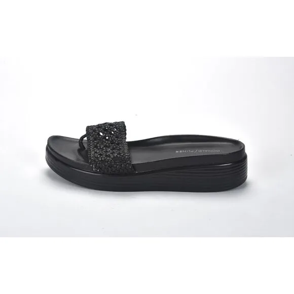 ​Donald J. Pliner Fiji Slide Sandal in Black Size 9