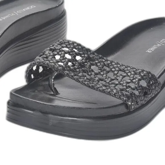 ​Donald J. Pliner Fiji Slide Sandal in Black Size 9