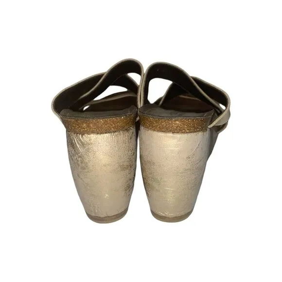 Donald J Pliner Wedge Platform Strappy Metallic &quot;Boske&quot; Sandals Size 8