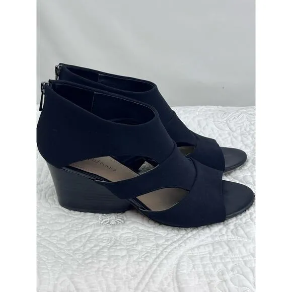 Donald J Pliner Womens 10 Black Wedge Heel Sandals Dressy Vacation Business