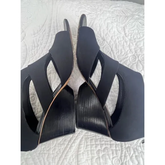 Donald J Pliner Womens 10 Black Wedge Heel Sandals Dressy Vacation Business