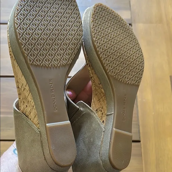 Donald Pliner Malone Sandals 8.5